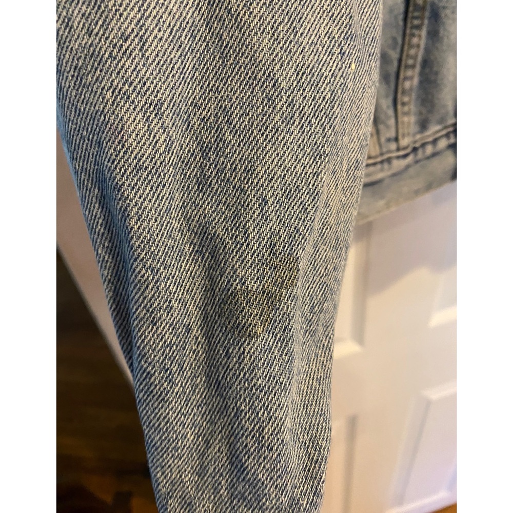 Levi’s Jean Jacket - Picture 3 of 4